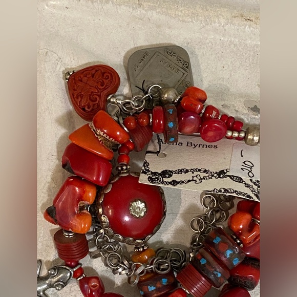 Coral Bracelet - Picture 6 of 9